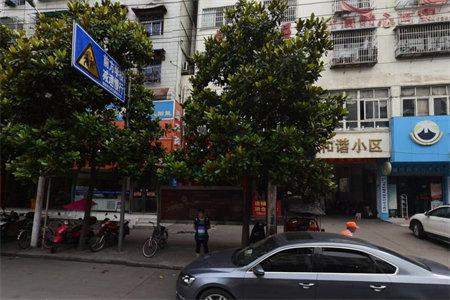 城东盛天名城3室1厅1卫106m2简单装修